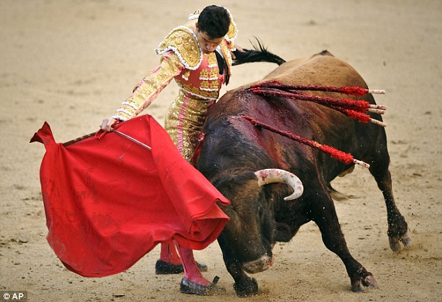 634x433 List Of Synonyms And Antonyms Of The Word Matador Bull Drawing - Bullfight Sketch