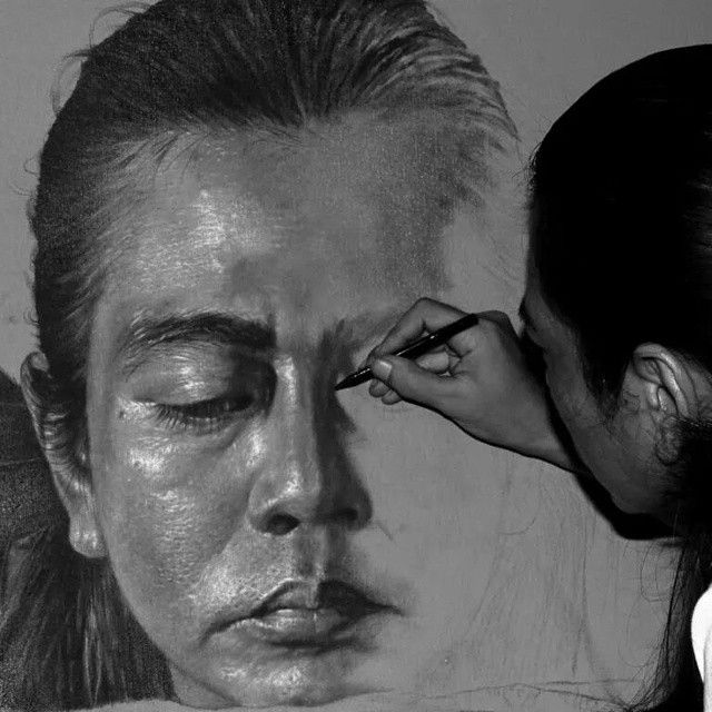 640x640 Pictures Canvas Pencil Drawing Images, - Charcoal Sketch On Canvas