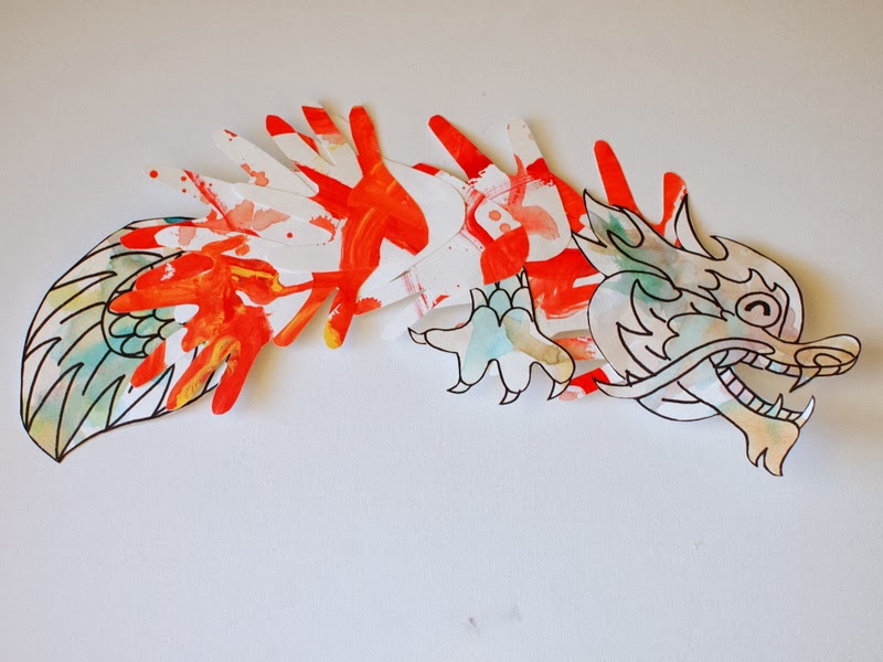 800x600 Two Chinese New Year Dragon Crafts Pink Stripey Socks - Chinese New Year Dragon Sketch