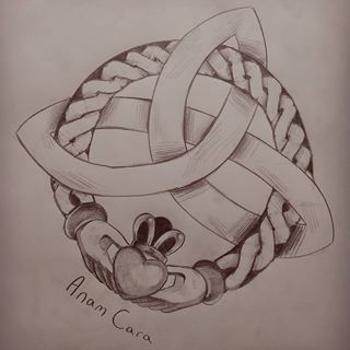 320x320 Images Tagged With - Claddagh Sketch