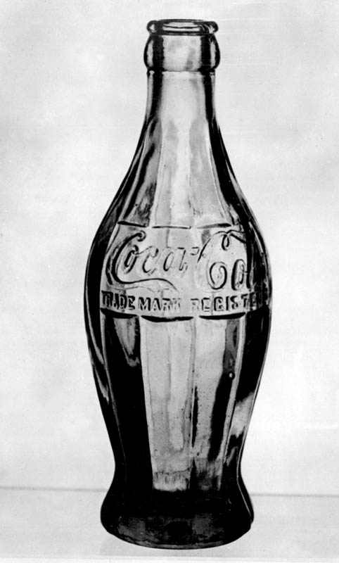 482x800 Coca Cola Contour Bottle Celebrates Its Centenary Design Story - Coca Cola Bottle Sketch