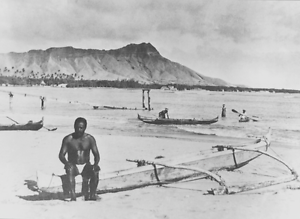 300x219 Waikiki Beach Amp Diamond Head 1890s 20x30 Black Amp White Giclee - Diamond Head Sketch