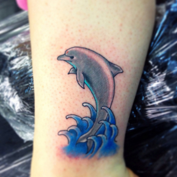 600x600 Lovely Dolphin Tattoos And Meanings Art And Design - Dolphin Tattoo Sketch