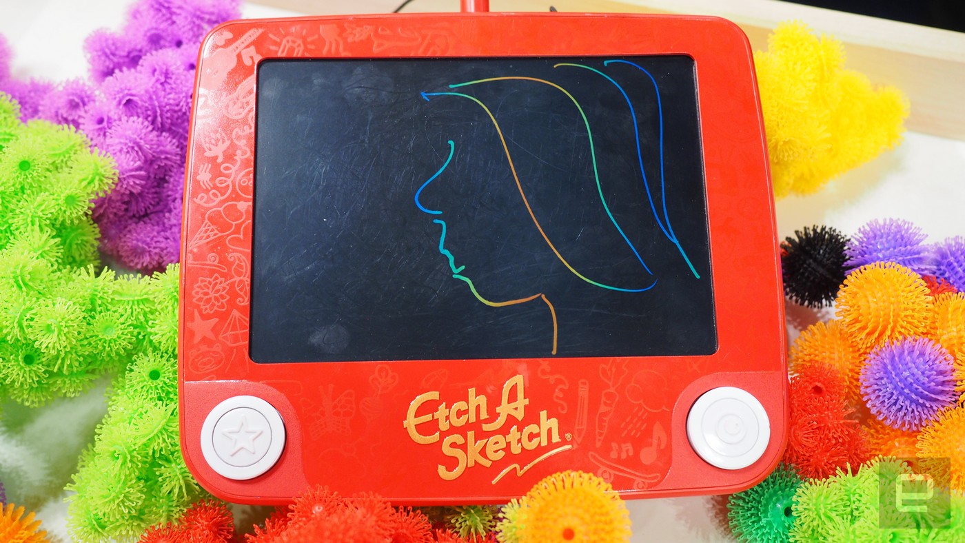 1400x788 The Etch A Sketch Gets An Lcd Makeover But Retains Its Magic - Electronic Etch A Sketch