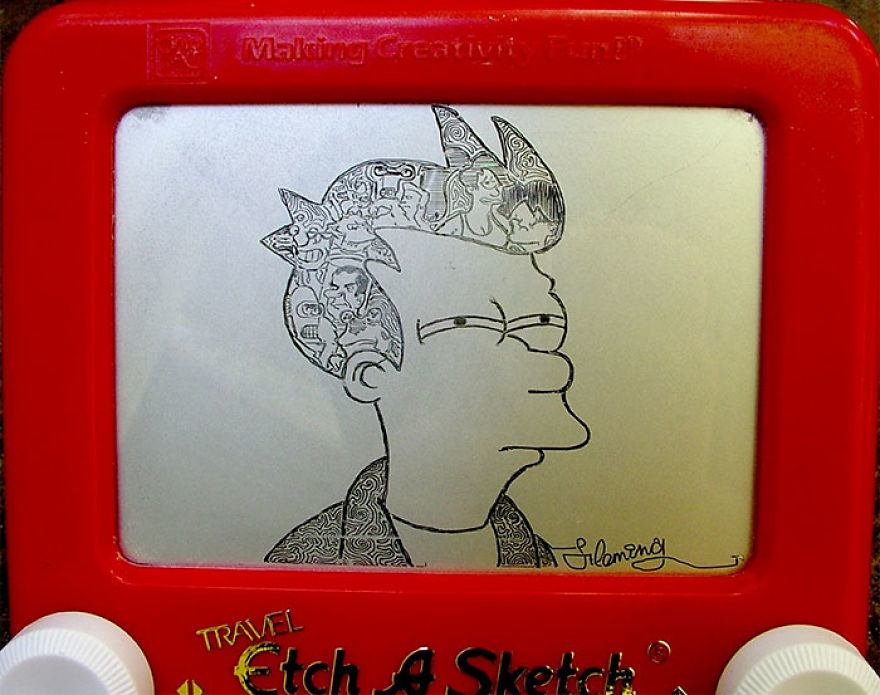 880x695 Etch A Sketch Artist Creates Mind Blowing Works By Simply Turning - Etch A Sketch Drawings