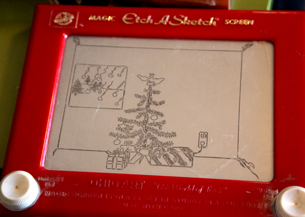 600x428 Gc6x227 Christmas Toys Most Popular 1960 Etch A Sketch - Etch E Sketch