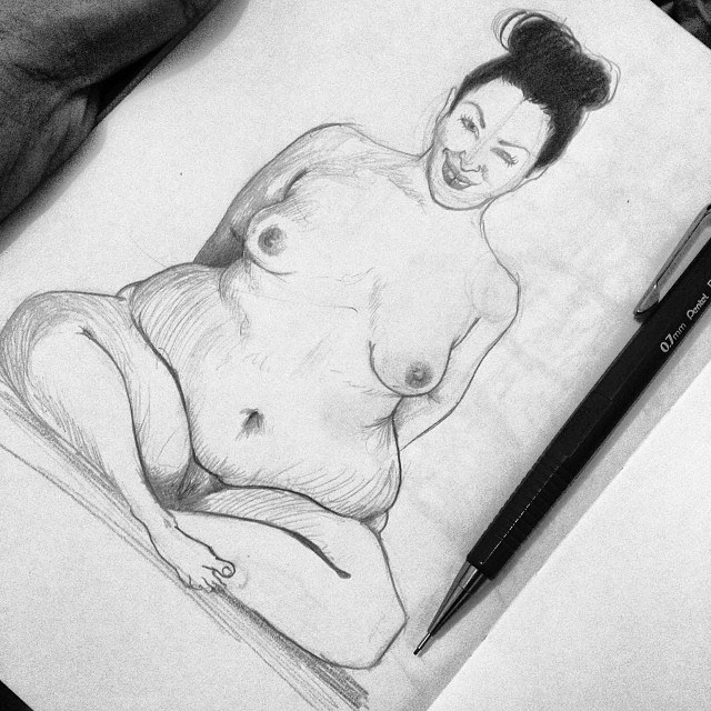640x640 Sketch - Fat Girl Sketch
