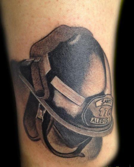 450x560 Collection Of Fire Helmet Tattoo - Fire Helmet Sketch