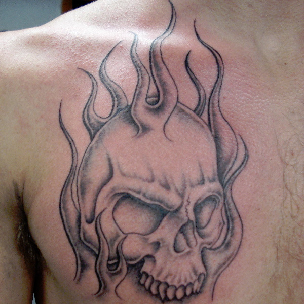 600x600 Flaming Skull Tattoo On Man Chest - Flaming Skull Sketch