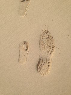 236x314 Footprints In The Sand Beach Feet Foot Footprint Footprints - Footprints In The Sand Sketch
