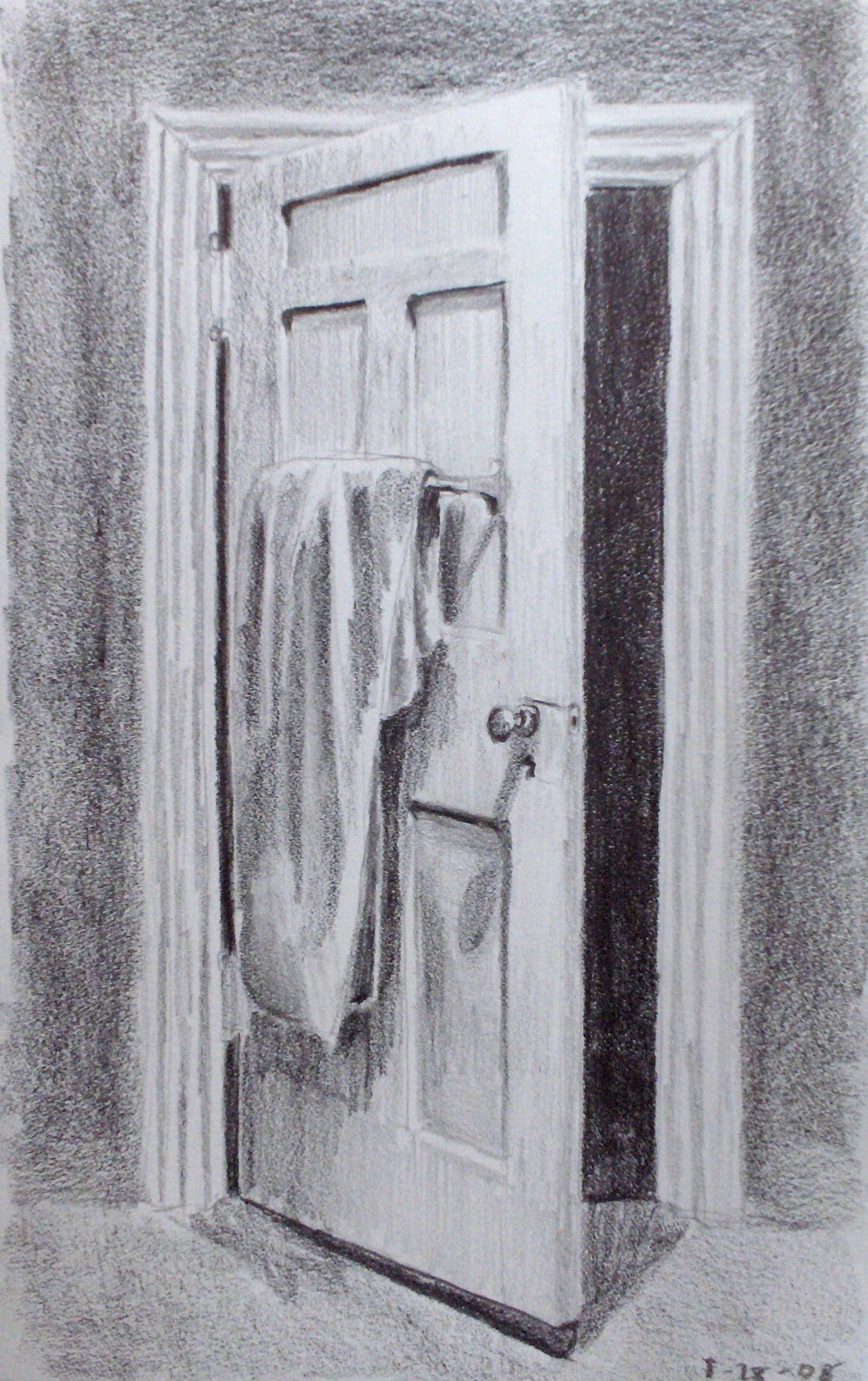 Дверь полуоткрыта маяковский. Открытая дверь. Дверь карандашом. Зарисовки окон. Набросок двери.