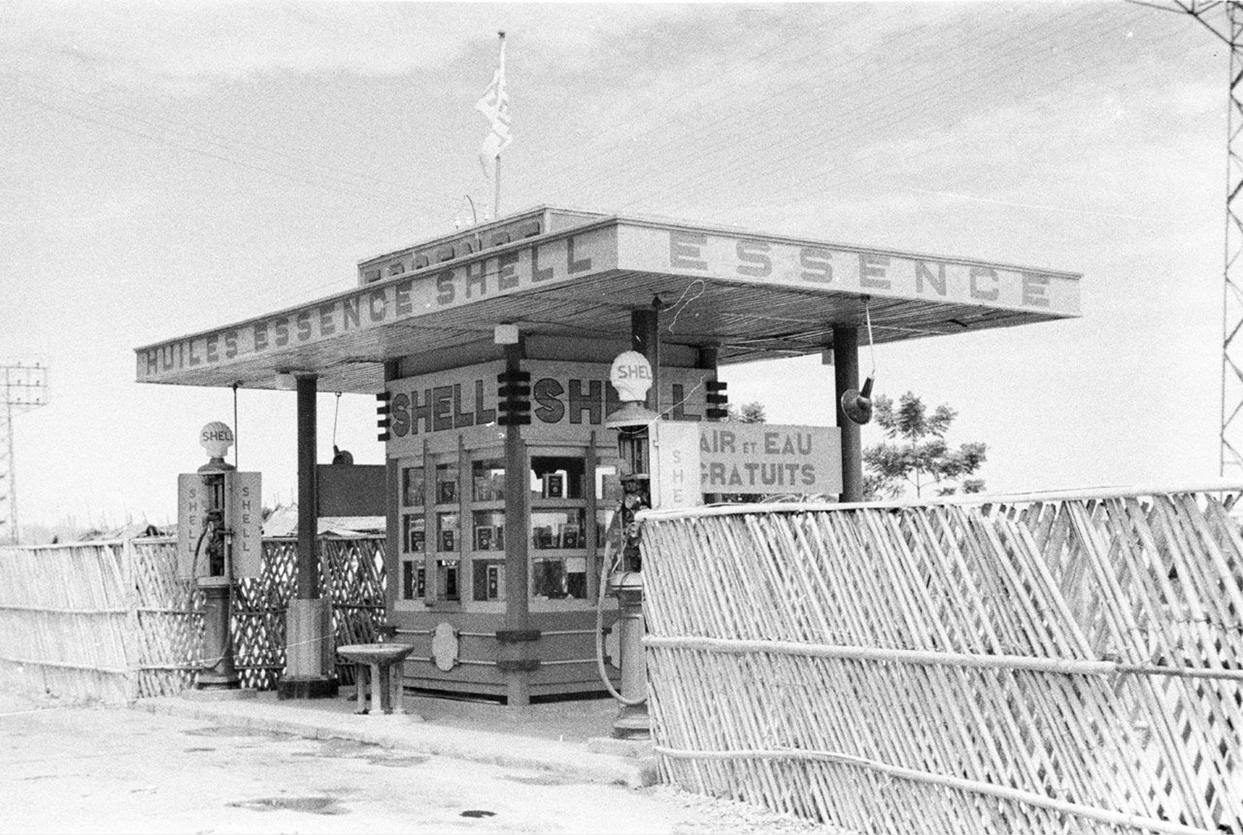 2560x1719 Filehanoi 1940. Shell Gas Station (2).jpg - Gas Station Sketch