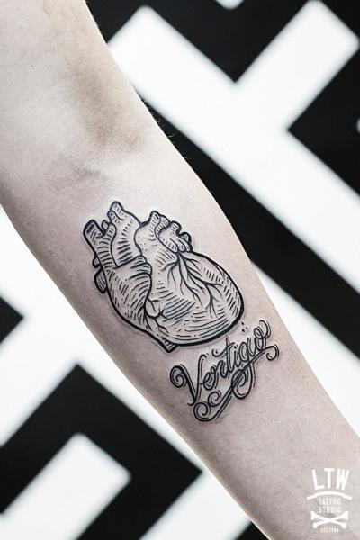 400x600 Arm Heart Draw Tattoo By Lw Tattoo - Heart Sketch Tattoo