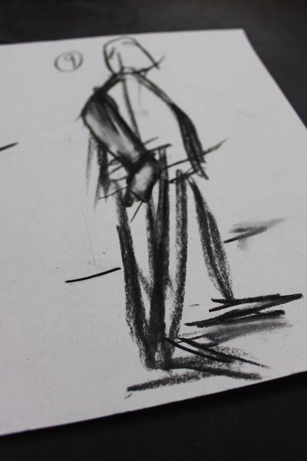 600x900 Charcoal Sketching Capture People In Motion - Images Charcoal Sketch