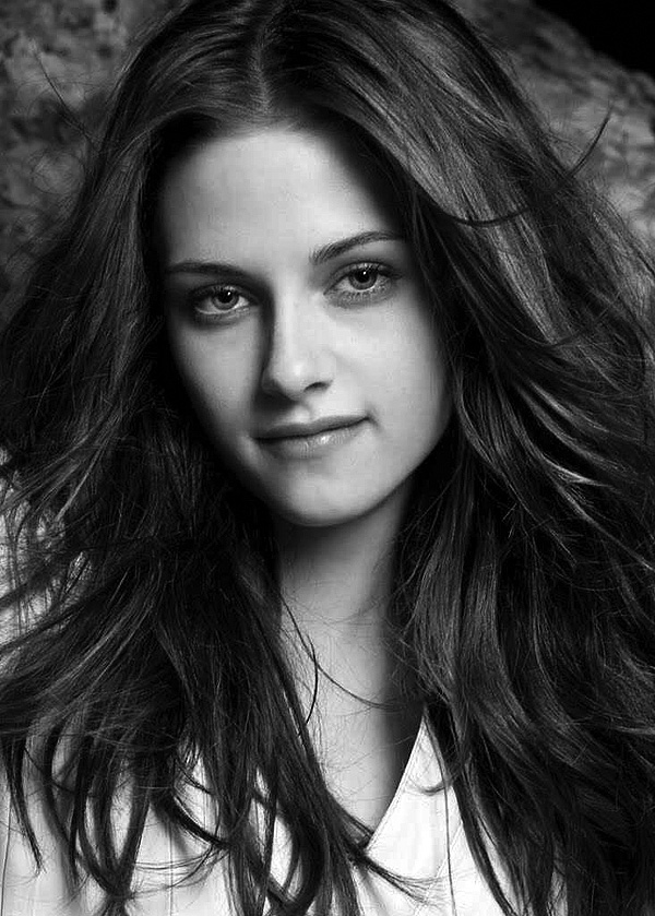 Kristen Stewart Sketch at PaintingValley.com | Explore collection of ...