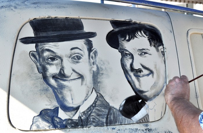 700x460 Laurel Amp Hardy - Laurel And Hardy Sketch