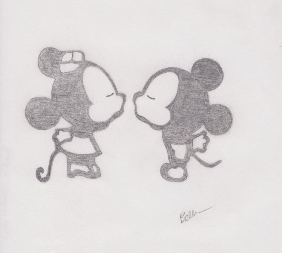 Minnie Mouse And Mickey Mouse Sketch at PaintingValley.com | Explore ...