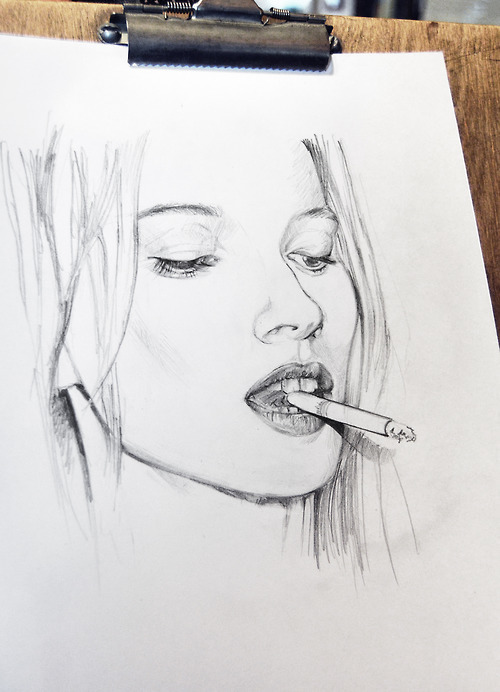 500x692 Kate Moss Drawing Instagram @astrid Babayan - Moss Sketch