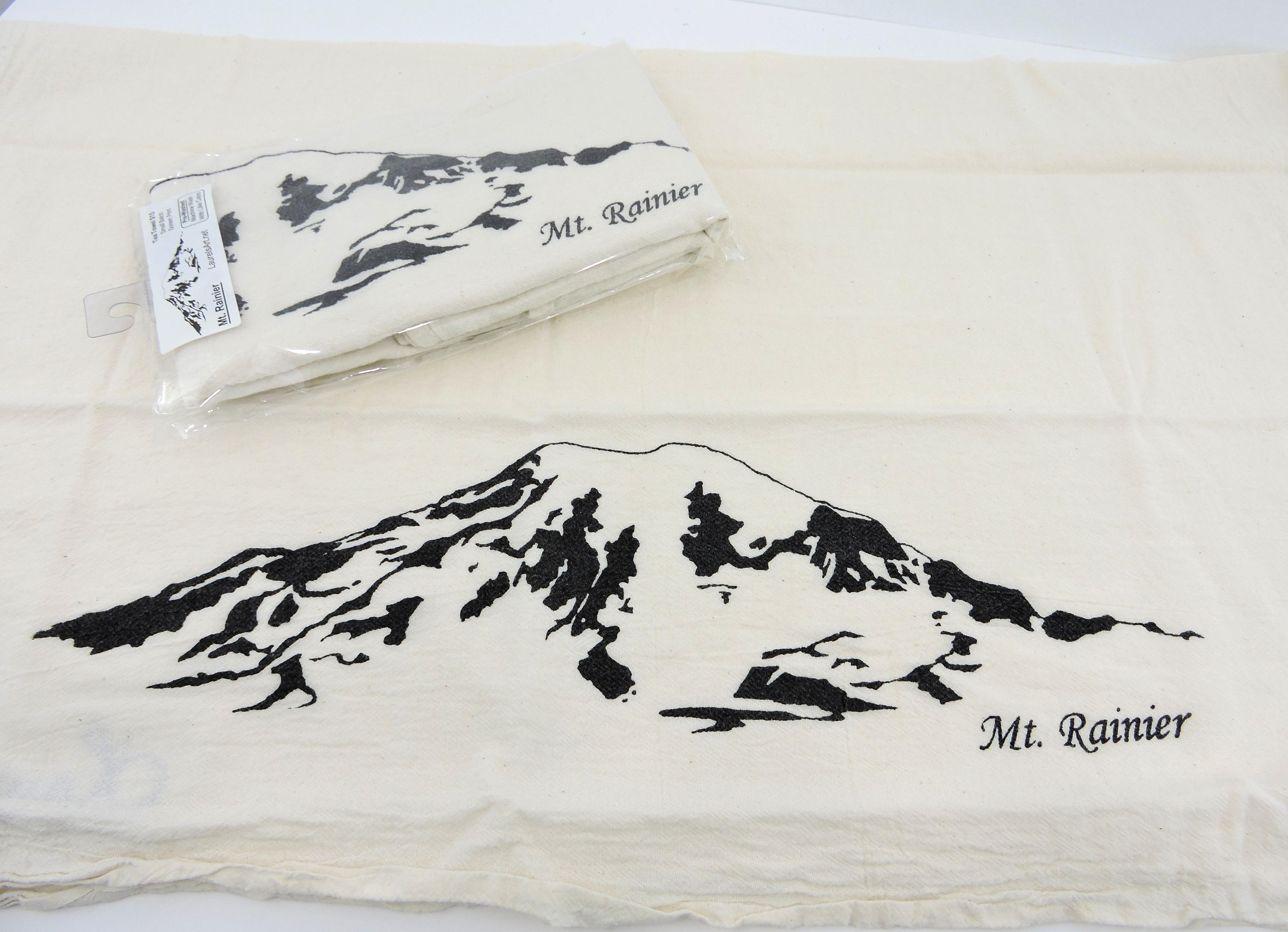 3000x2172 Mt. Rainier Tea Towel Etsy - Mt Rainier Sketch