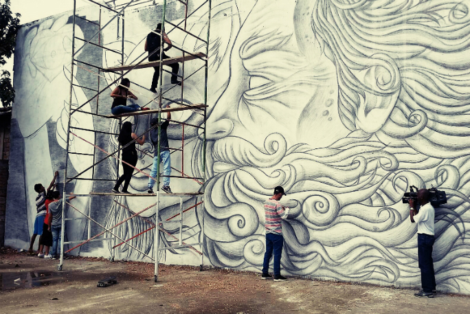 684x457 Artist Goes Through More Than 1,200 Pencils To Draw Stunning - Mural Sketches