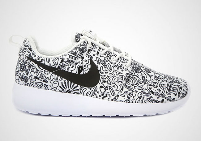 nike roshe black white