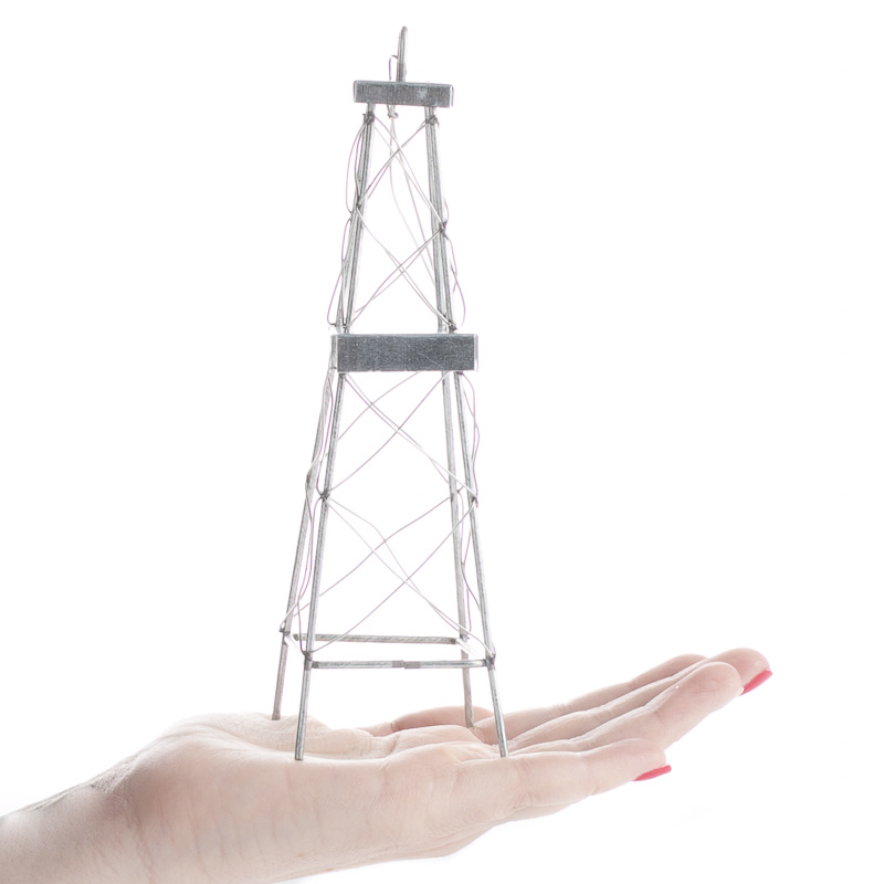 800x800 Oil Rig Tower Ornament - Oil Derrick Sketch