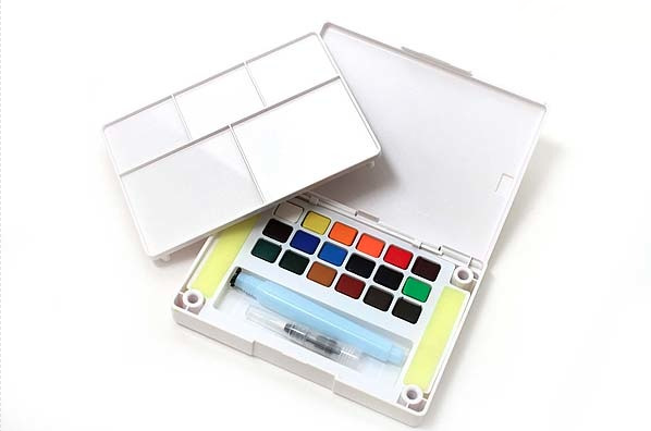 598x396 Sakura Petit Color Watercolor Field Sketch Box Set - Paint Palette Sketch