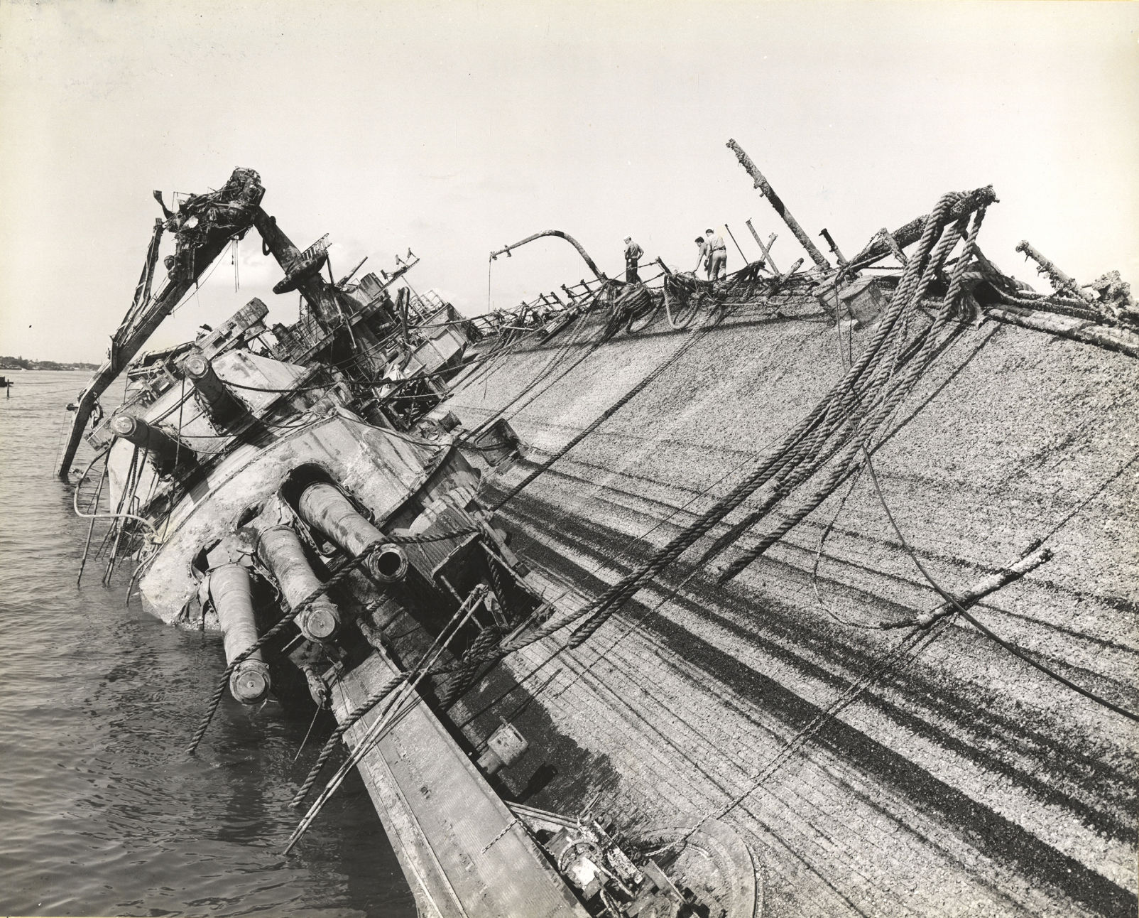 1604x1292 Pearl Harbor Survivors In Their 90s Attend Solemn Ceremony News - Pearl Harbor Sketch