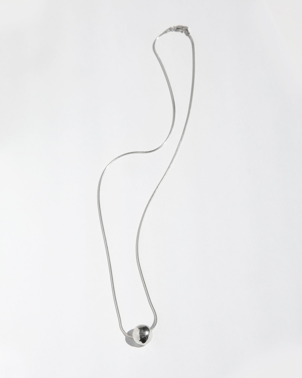 1000x1250 Silver Pearl Necklace Morgan Reed - Pearl Necklace Sketch