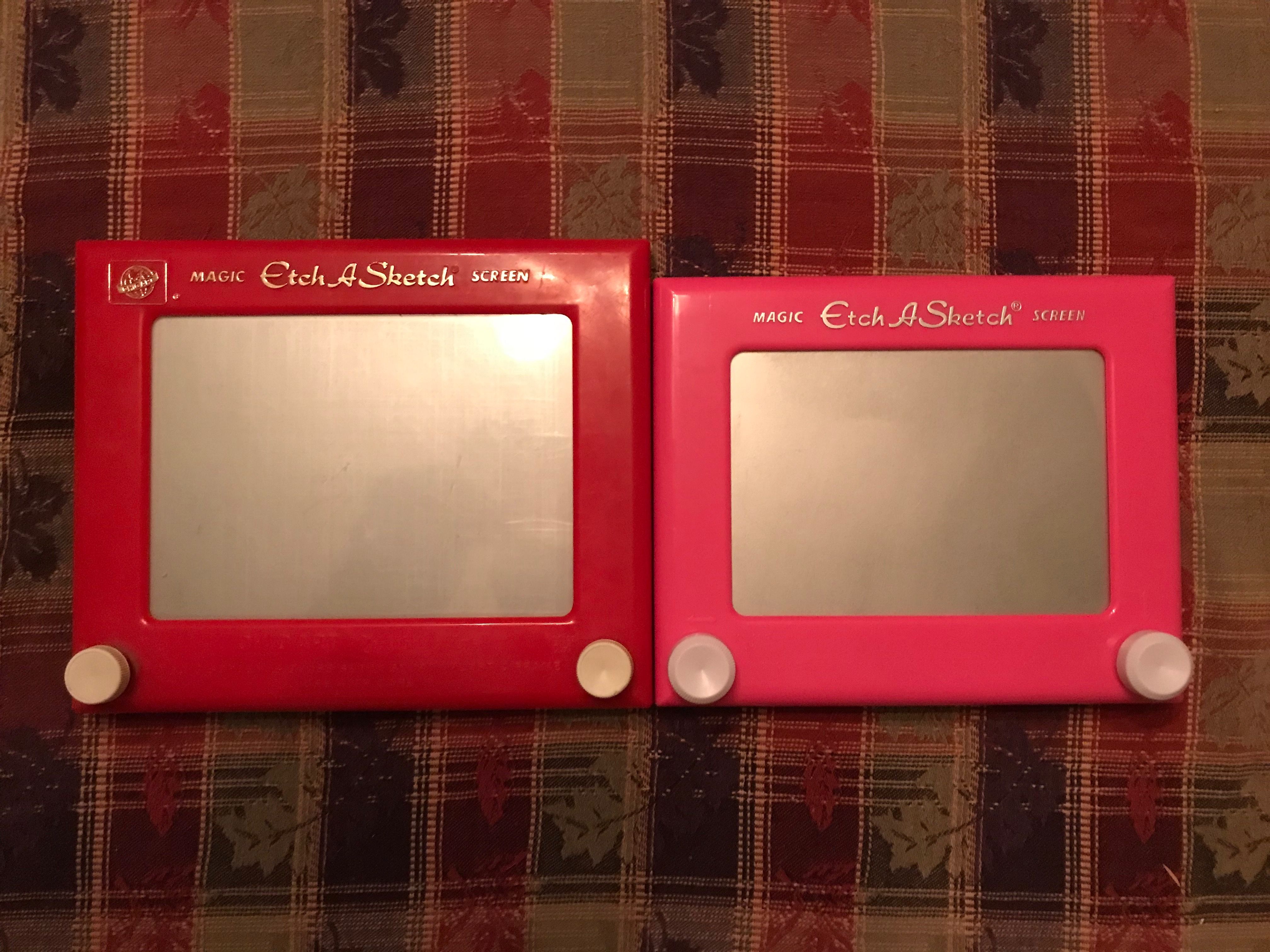 4032x3024 My Etch A Sketches You Can See Difference. Red Vintage Pink Made - Pink Etch A Sketch