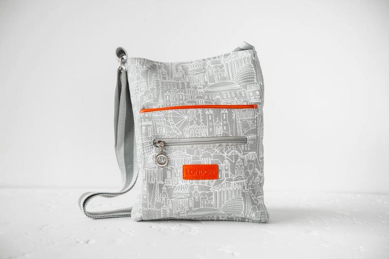 800x534 Sketch Kensington Cross Body Bag Tower Bridge Shop - Purse Sketch