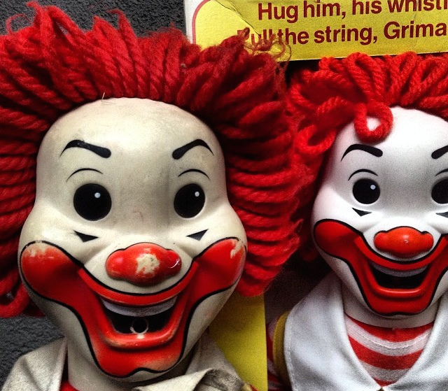 640x559 Ronald Mcdonald Hiding Out Until Clown Freak Out Dies Down - Ronald Mcdonald Sketch