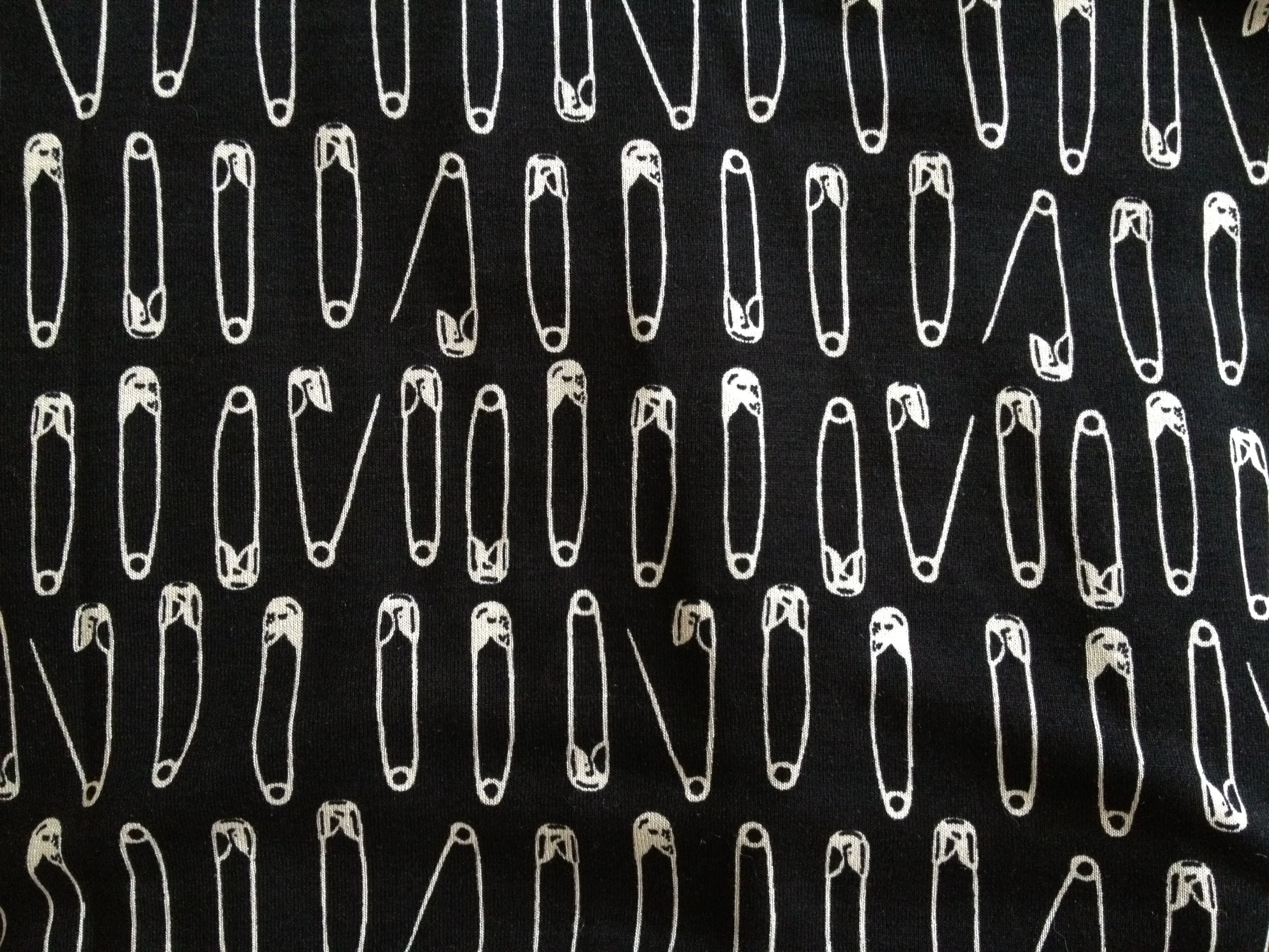 3264x2448 A Visual History Of The Safety Pin Museum Of Every Day Life - Safety Pin Sketch