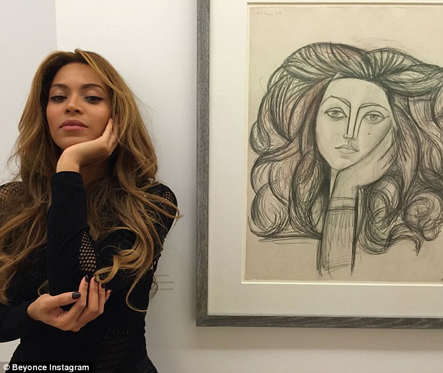 634x534 Shares Flashback Photo Posing Alongside Picasso Sketch - Sketch Of Beyonce