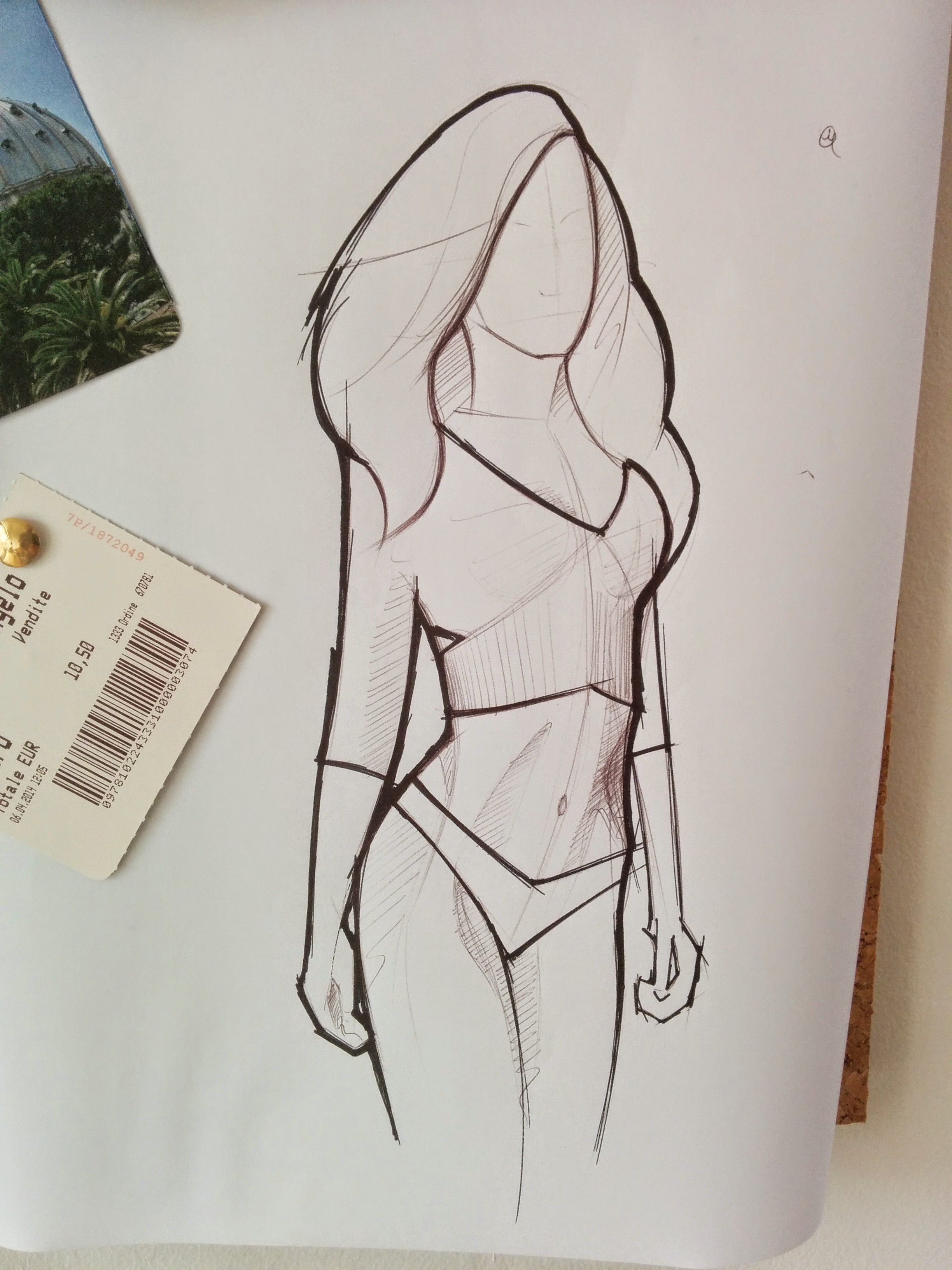 Фигура девушки для рисования карандашом