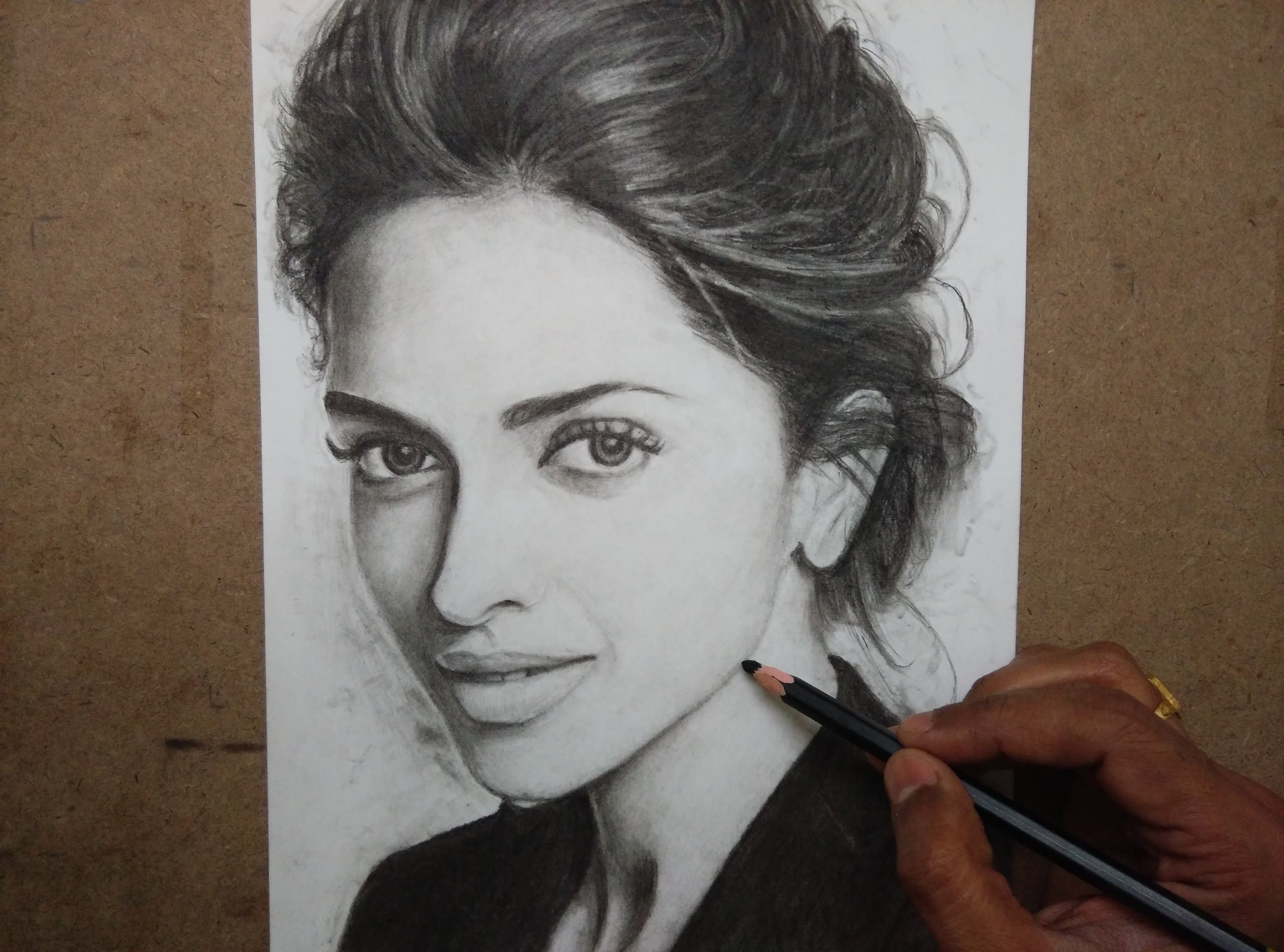  Drawing Using Charcoal Pencil - awesome Pencil Drawings