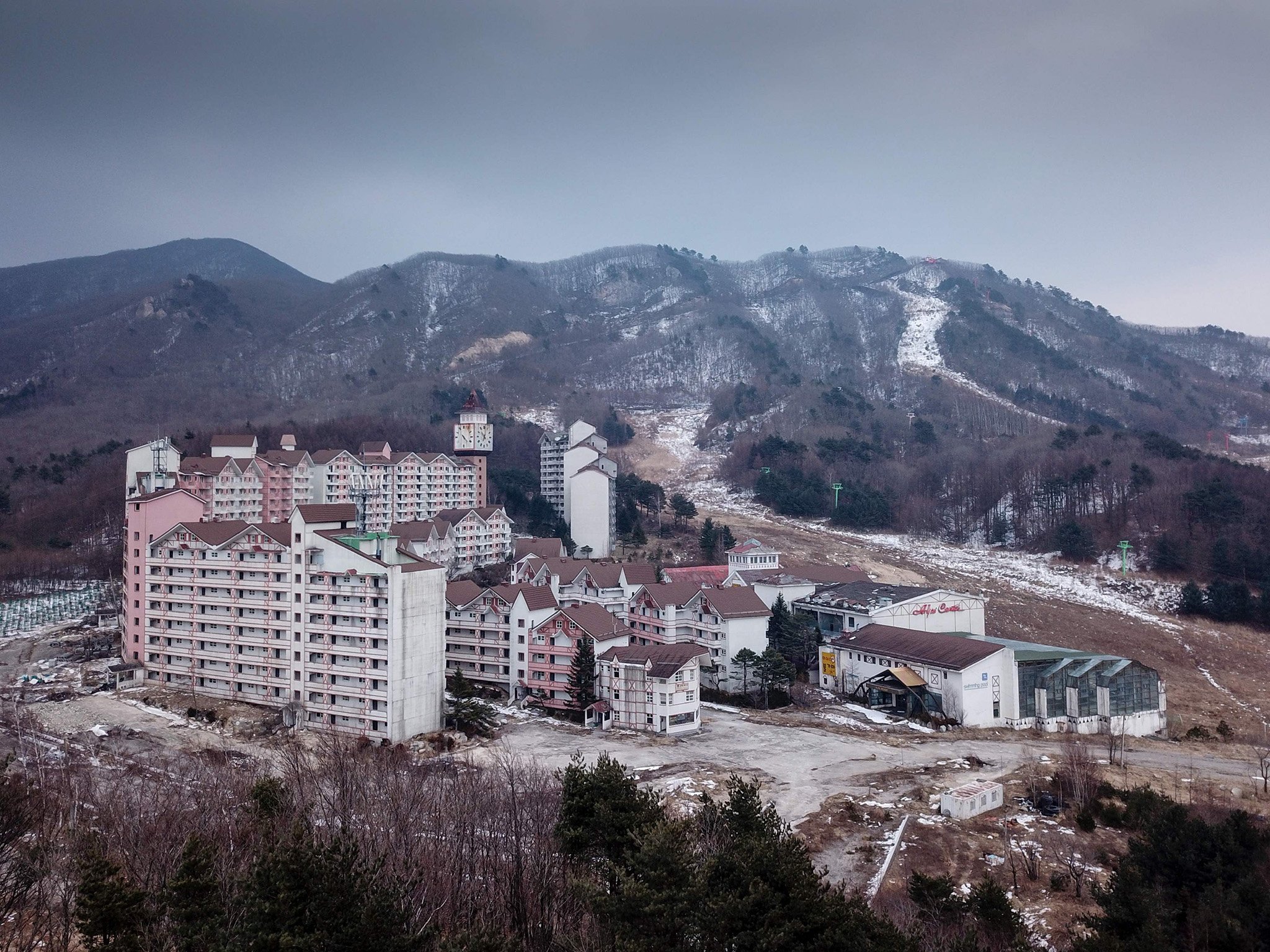 2048x1536 Winter Olympics 2018 Is Abandoned South Korean Ski Resort A - South Korea Sketch