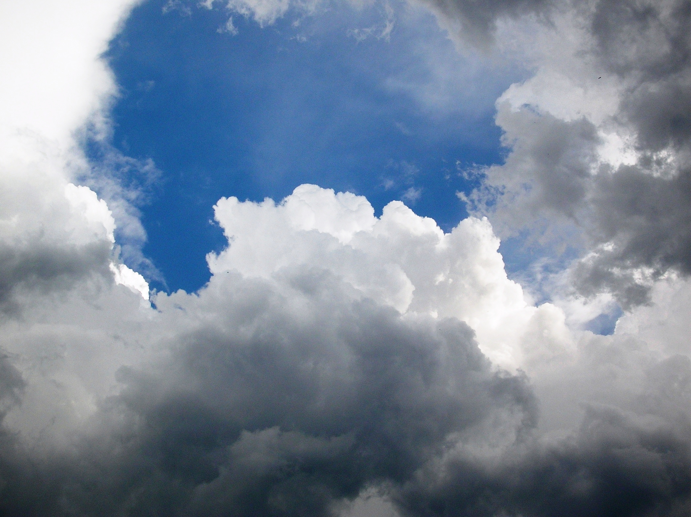 2288x1712 Etch A Sketch Skies And Cloud Appreciation - Storm Clouds Sketch