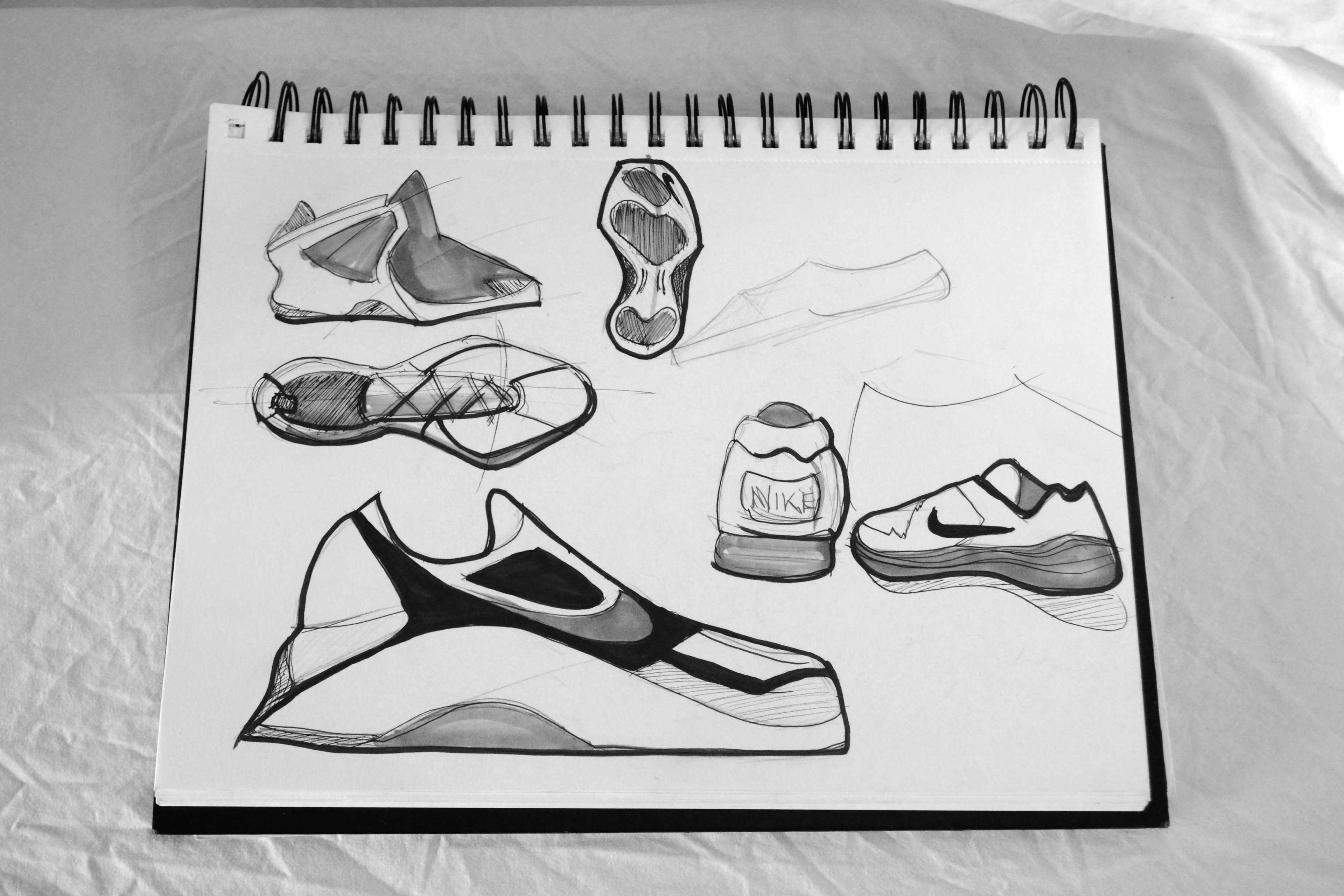 3840x2560 Simon Maclusky - Trainer Sketch