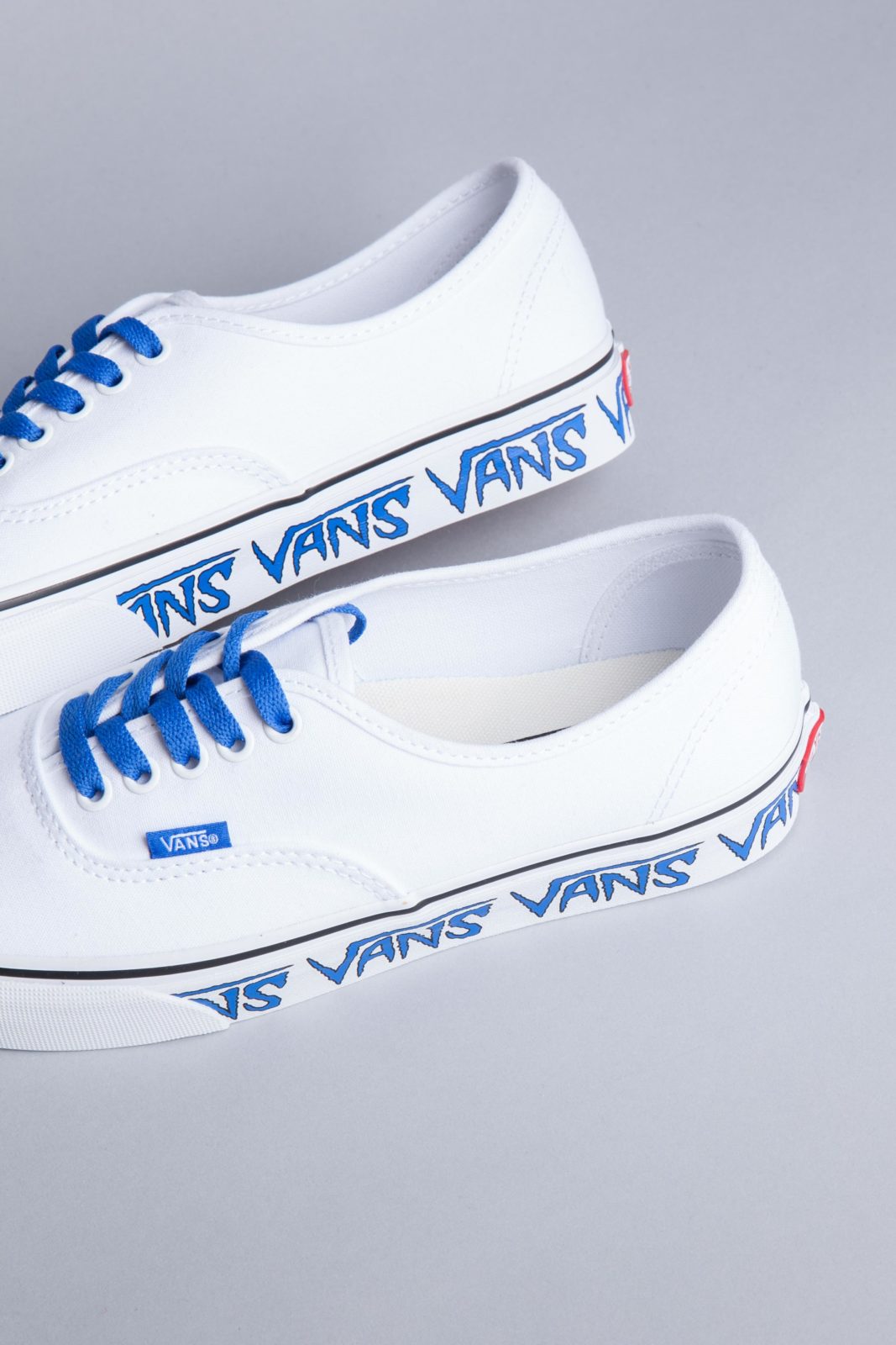 1067x1600 Vans Authentic Sketch Sidewall True White Centreville Store - Vans Sketch