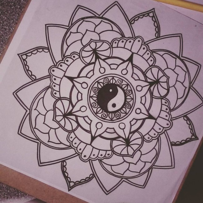 650x650 Mandala Yin Yang Flower Tattoo Sketch - Ying Yang Sketch